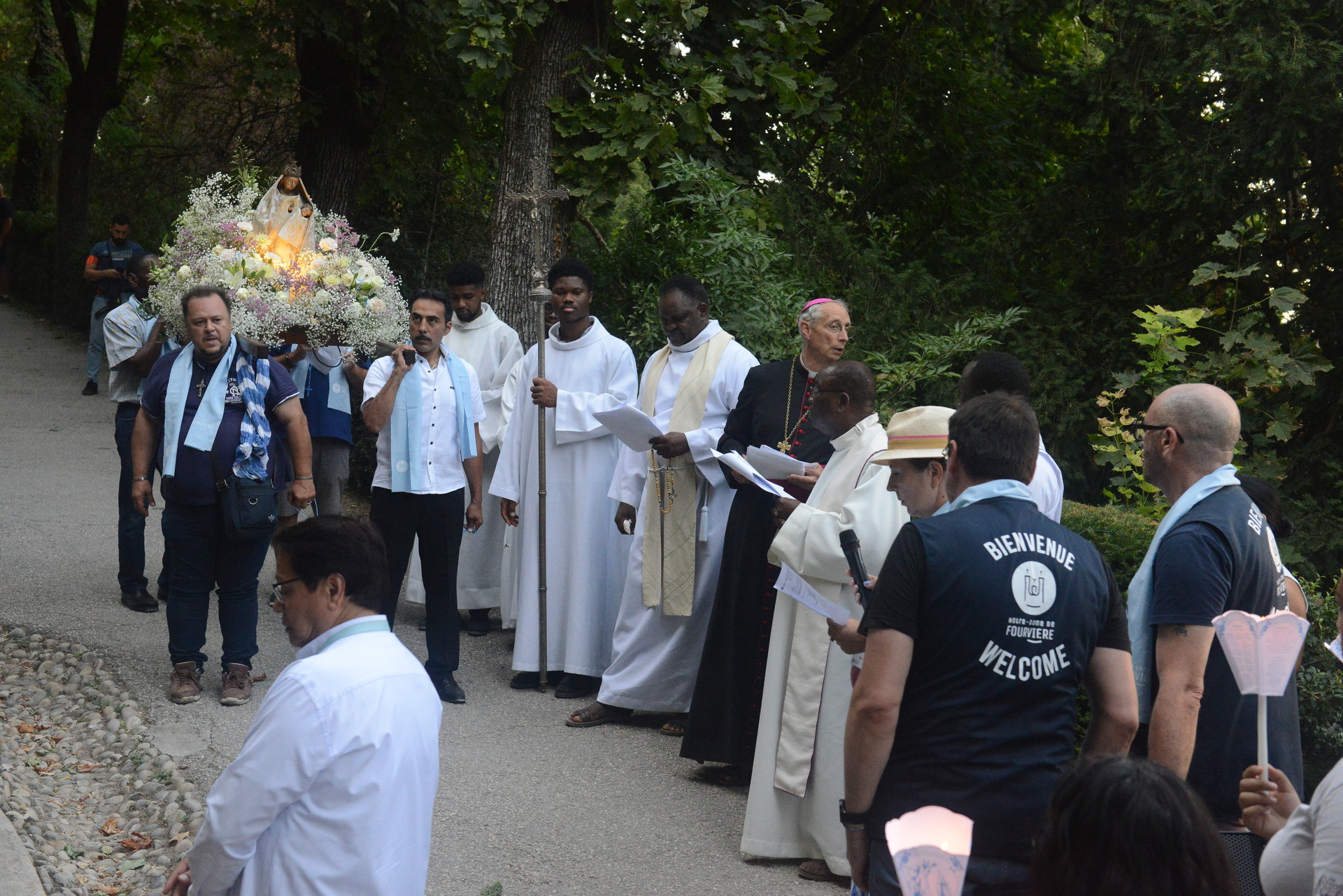 Assumption, Procession, Monseigneur Patrick Le Gal, Fourvière, Lyon, France, 2025