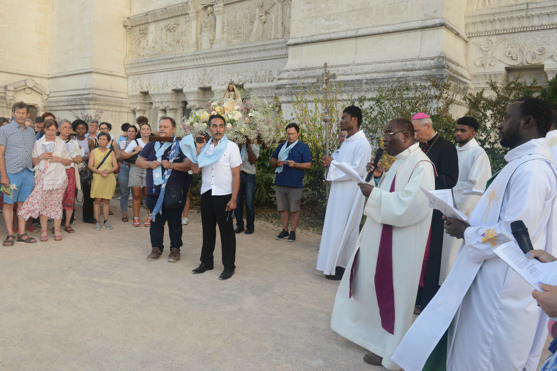 Assumption, Procession, Monseigneur Patrick Le Gal, Fourvière, Lyon, France, 2025