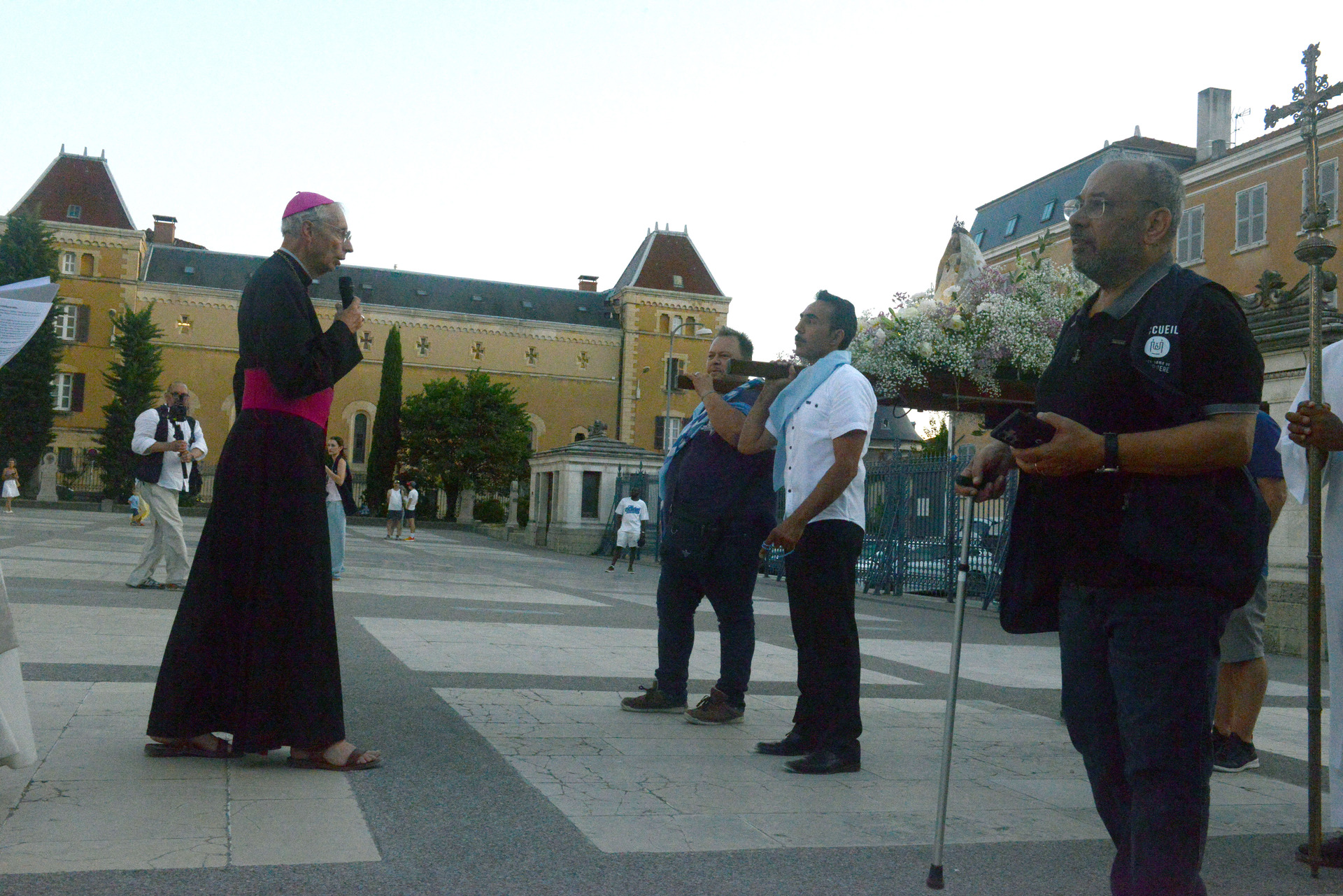 Assumption, Procession, Monseigneur Patrick Le Gal, Fourvière, Lyon, France, 2025
