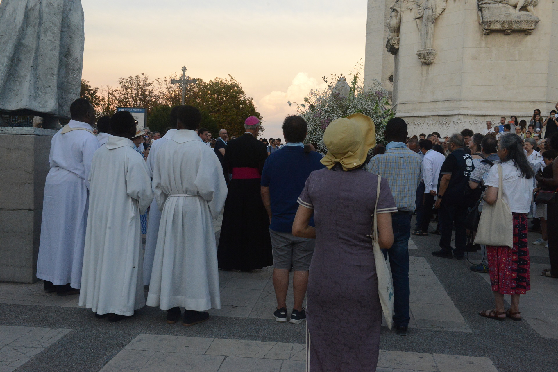 Assumption, Procession, Monseigneur Patrick Le Gal, Fourvière, Lyon, France, 2025