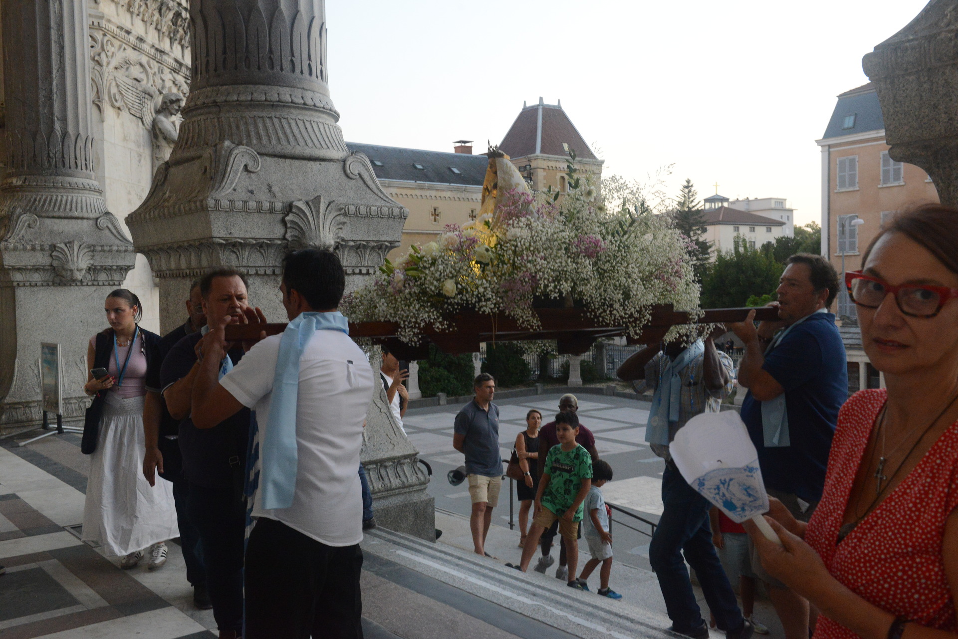 Assumption, Procession, Monseigneur Patrick Le Gal, Fourvière, Lyon, France, 2025