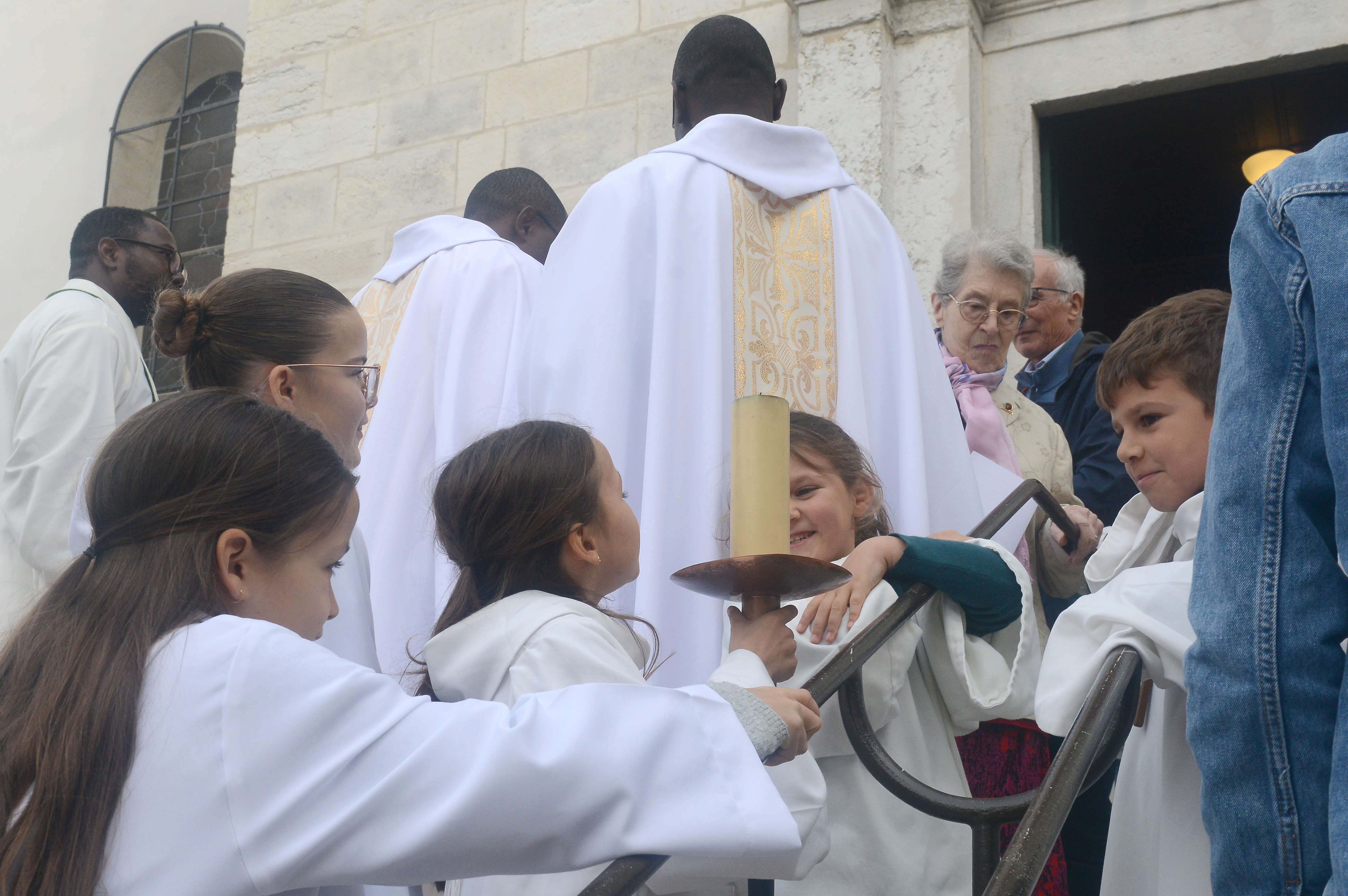 Billy Maurice Honzounnon, Sainte-Irénée, Lyon, ordination