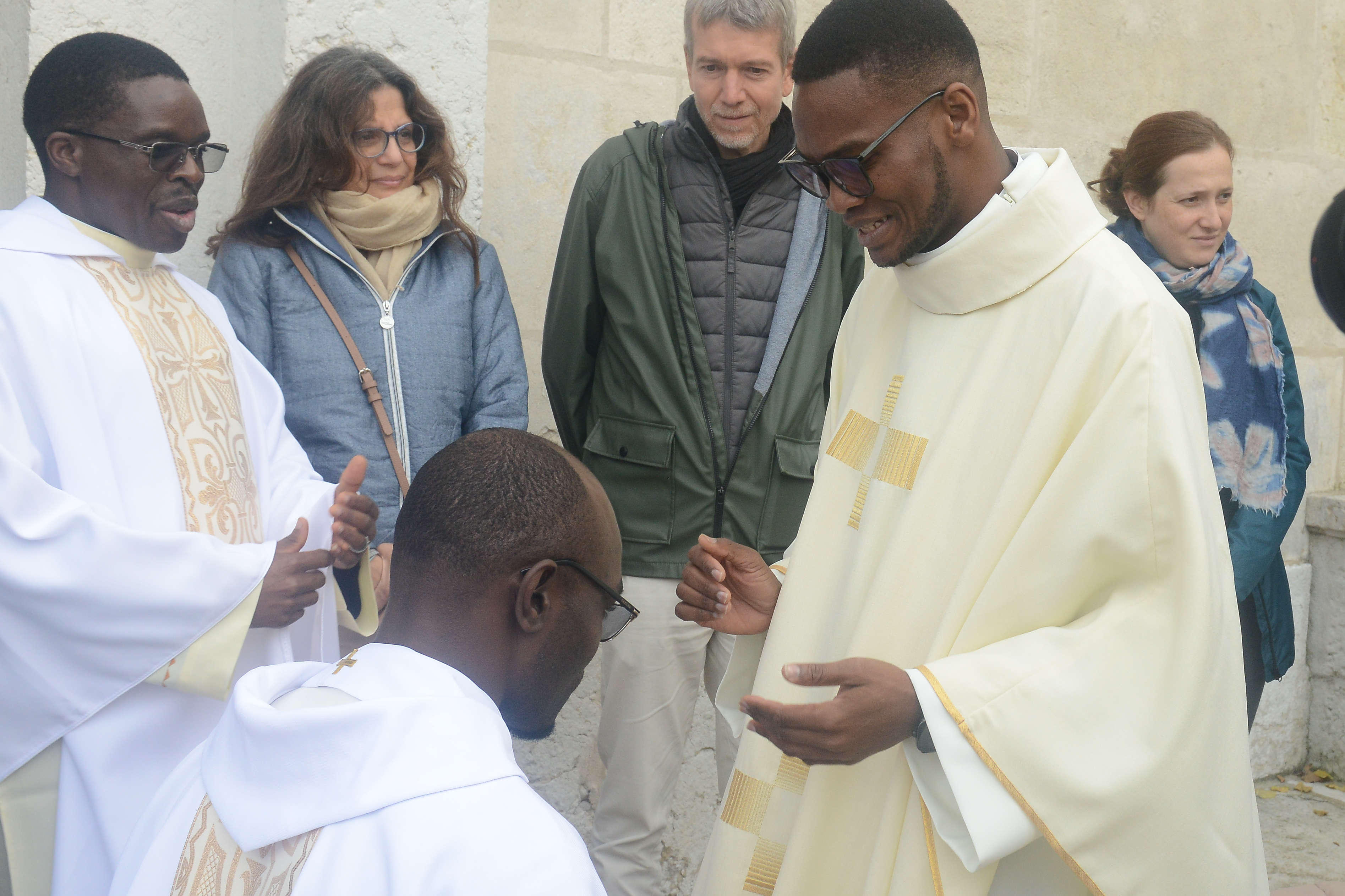 Billy Maurice Honzounnon, Sainte-Irénée, Lyon, ordination