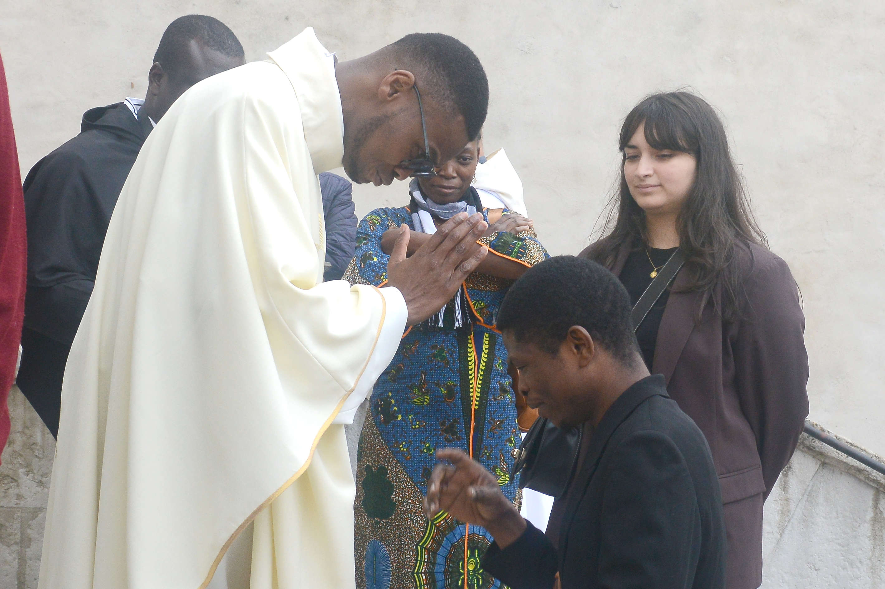 Billy Maurice Honzounnon, Sainte-Irénée, Lyon, ordination