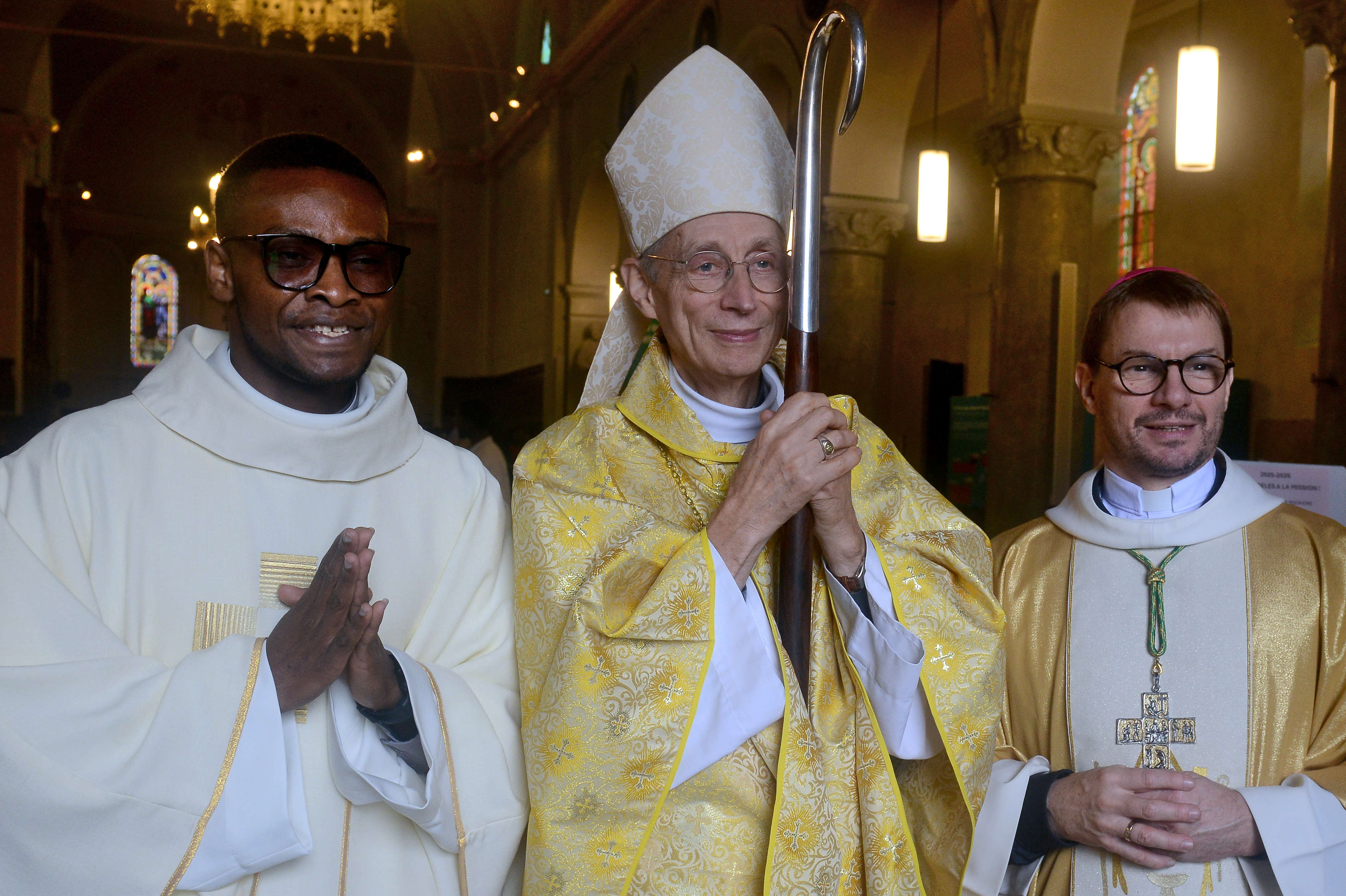 Monsignor Patrick Le Gal, Monsignor Fabien Lejeusne, Billy Maurice Honzounnon, Sainte-Irénée, Lyon, ordination