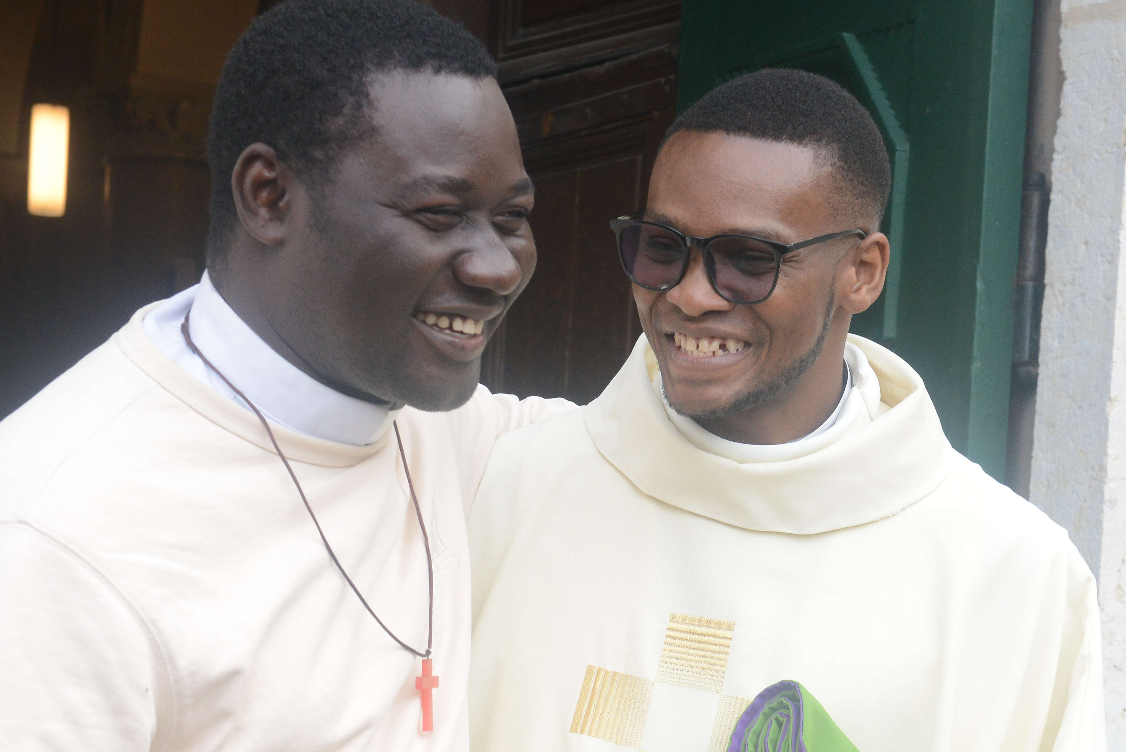 Billy Maurice Honzounnon, Sainte-Irénée, Lyon, ordination