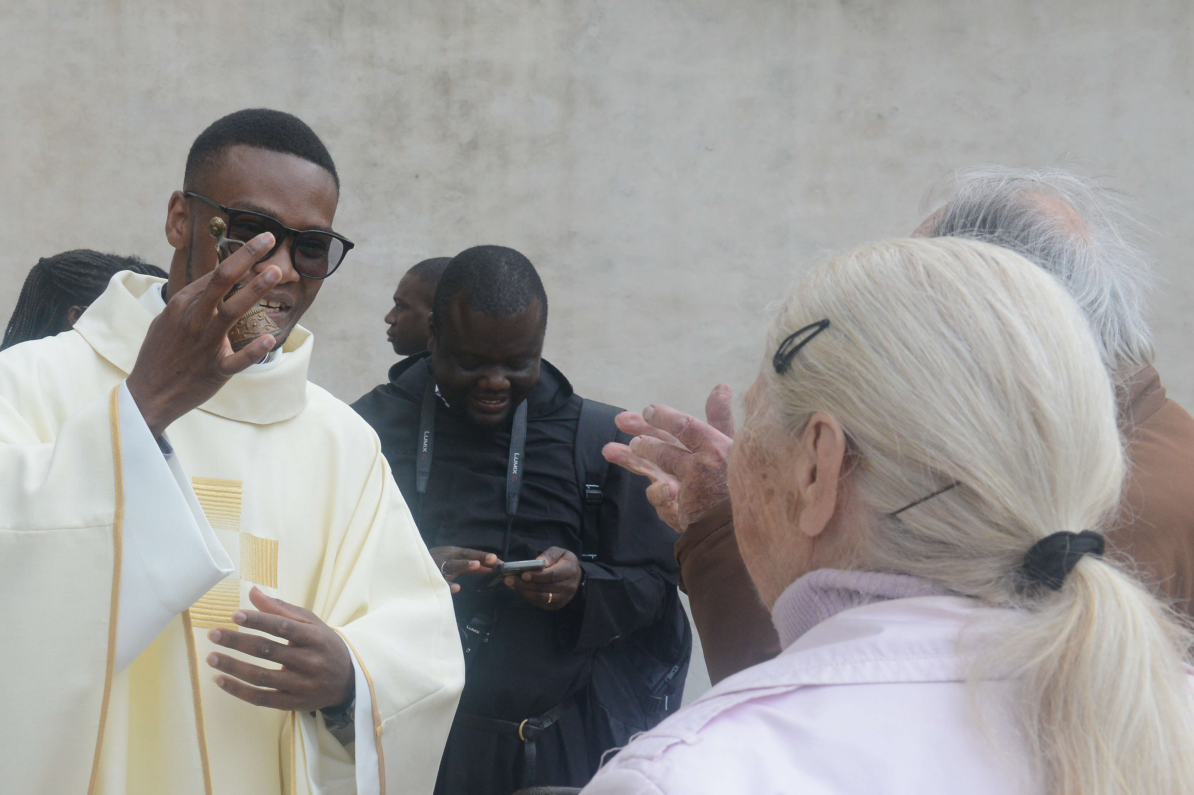 Billy Maurice Honzounnon, Sainte-Irénée, Lyon, ordination